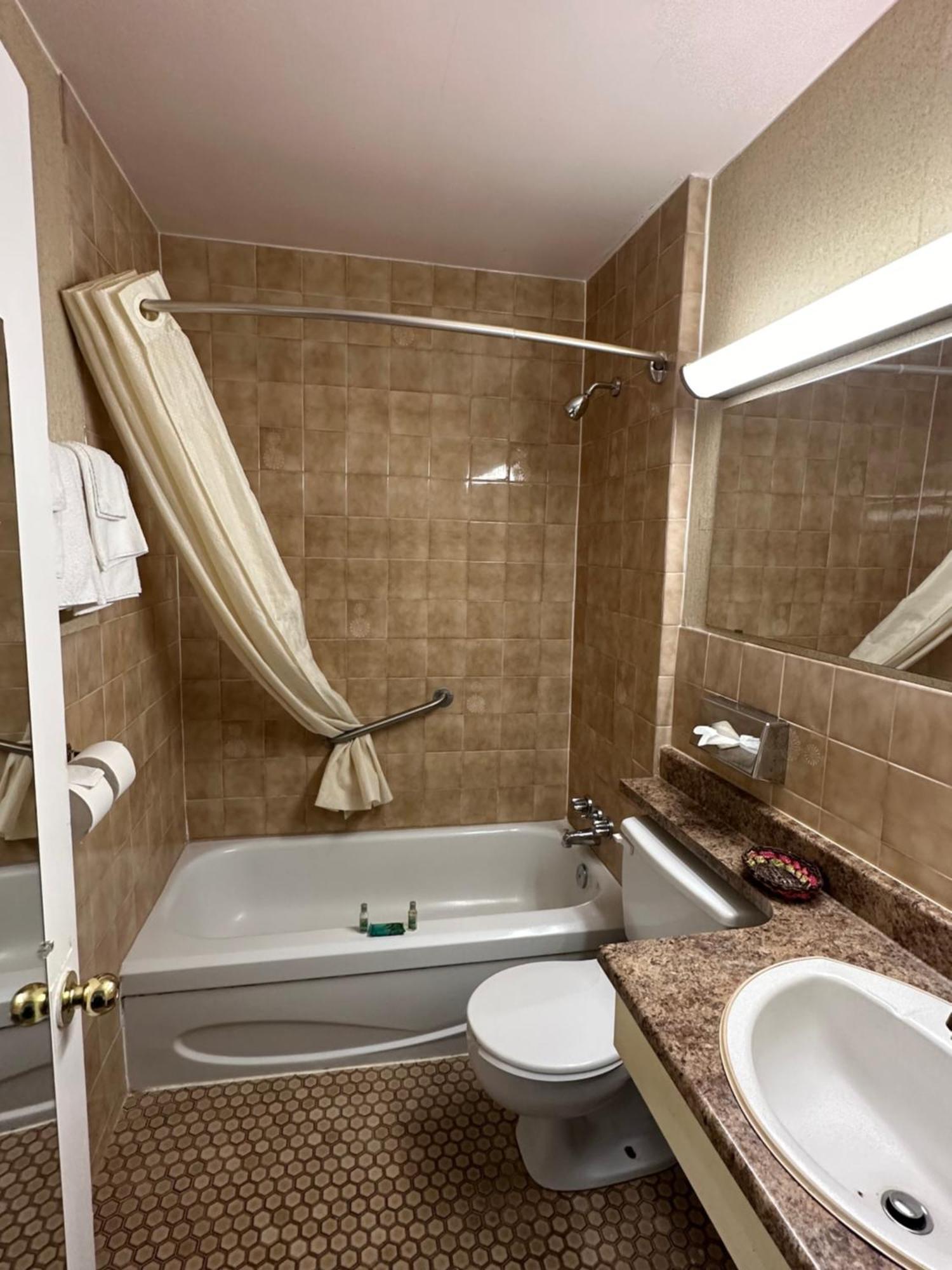 Hotel Classic Comfort Cornwall Zewnętrze zdjęcie
